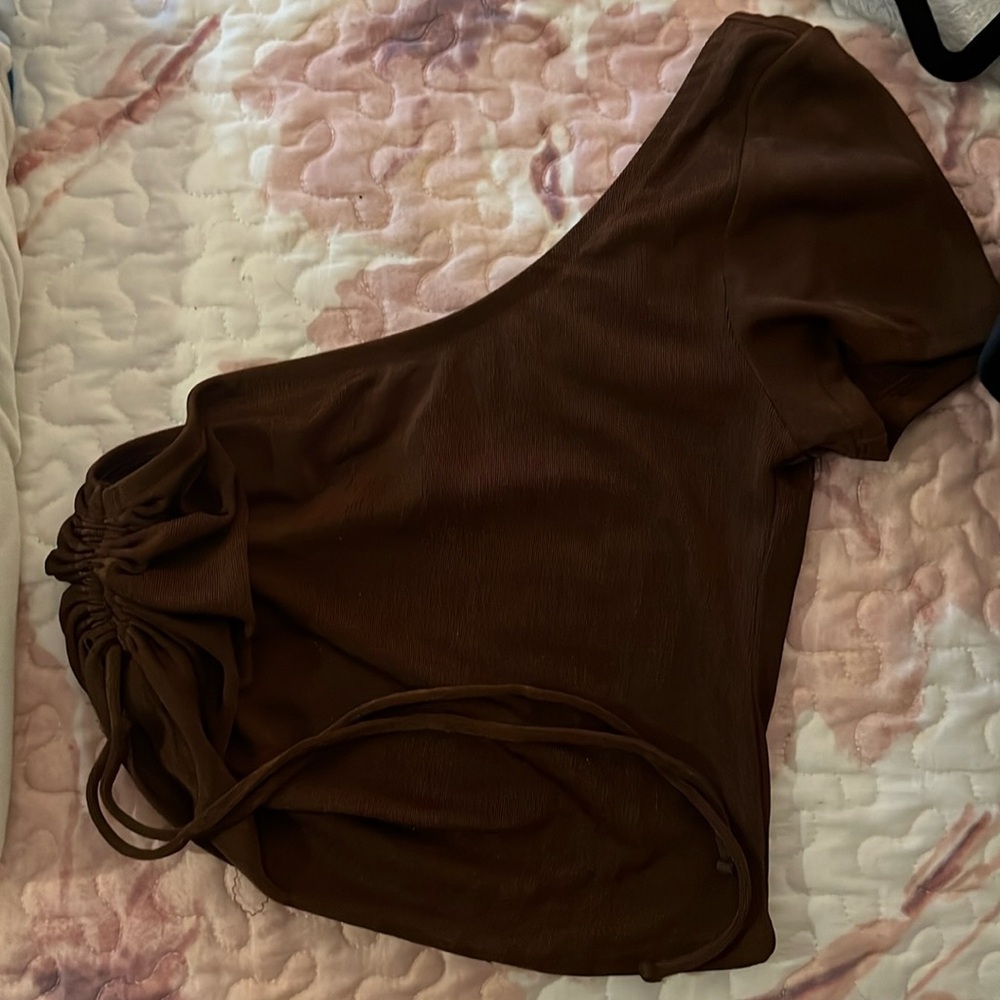 Divided/h&m crop top with scrunchie ties on the side, only worn once